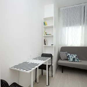 rimini-youth-apartment.emilia-romagnahotels.net/